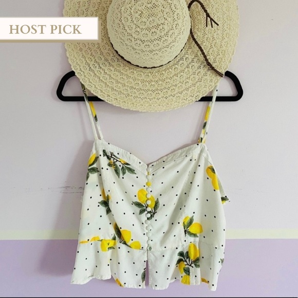 Forever 21 Tops - Cropped Lemon Top 🍋